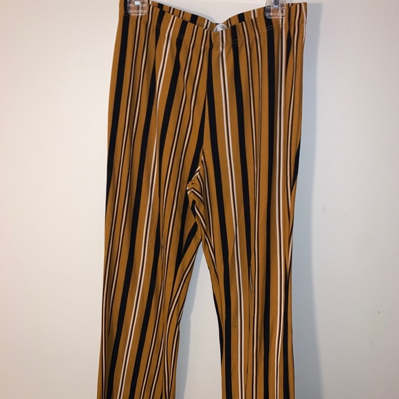 Stripped flare pants
